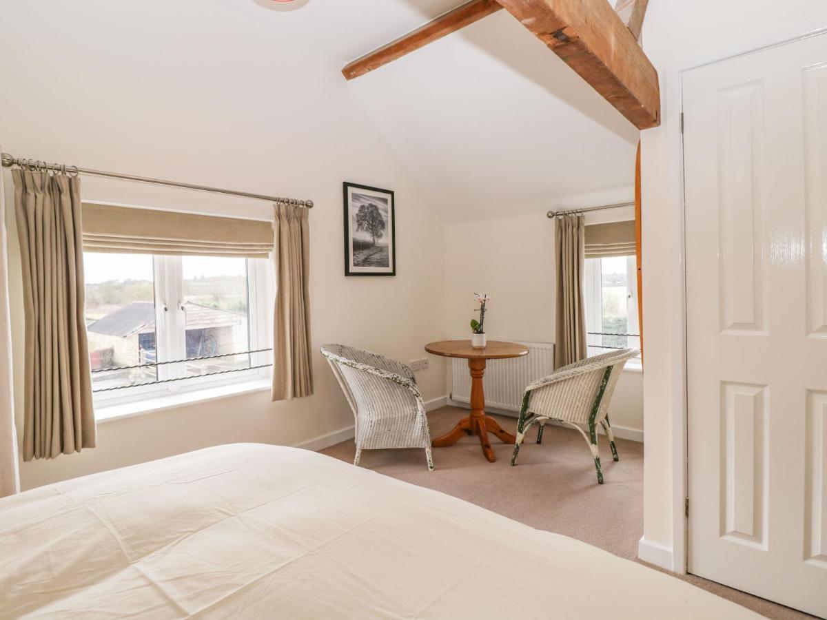 Stables Cottage 梅尔克舍姆 外观 照片